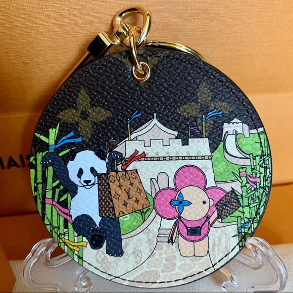 Louis Vuitton XMAS bag Charm and key chain CHINA ILLUSTRATIONS - Picture 4 of 9